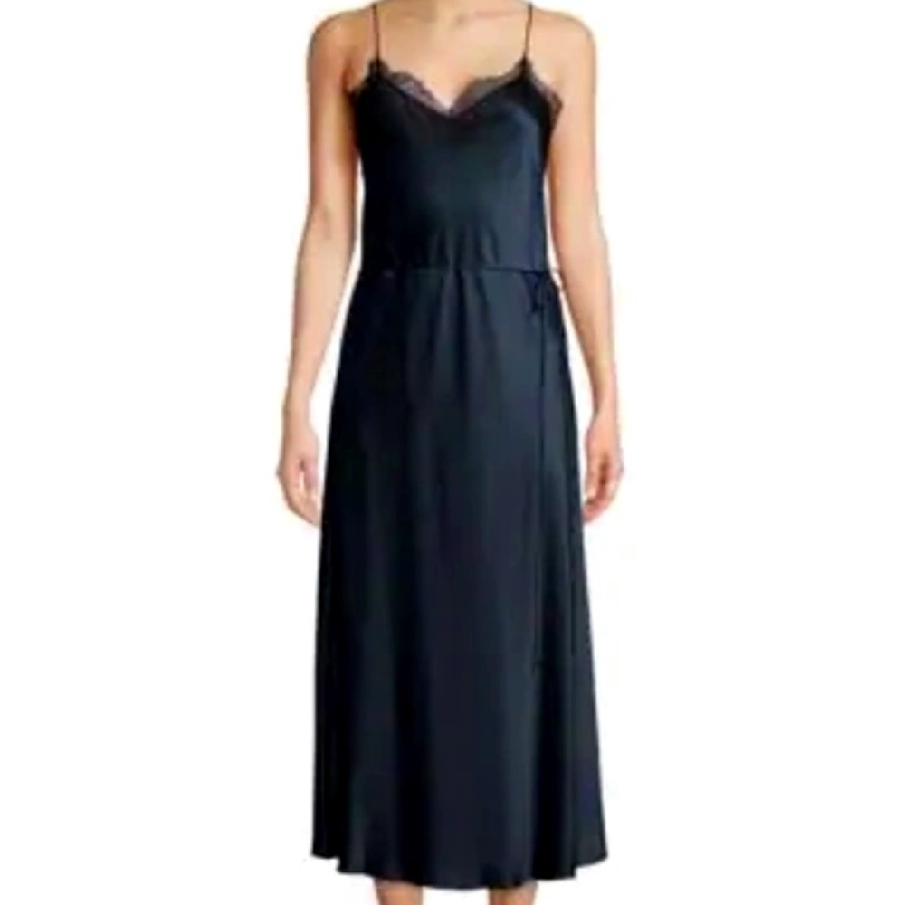 VINCE NEW WITH TAGS silk charmeuse with lace slip dress. Navy/black. Size L.
